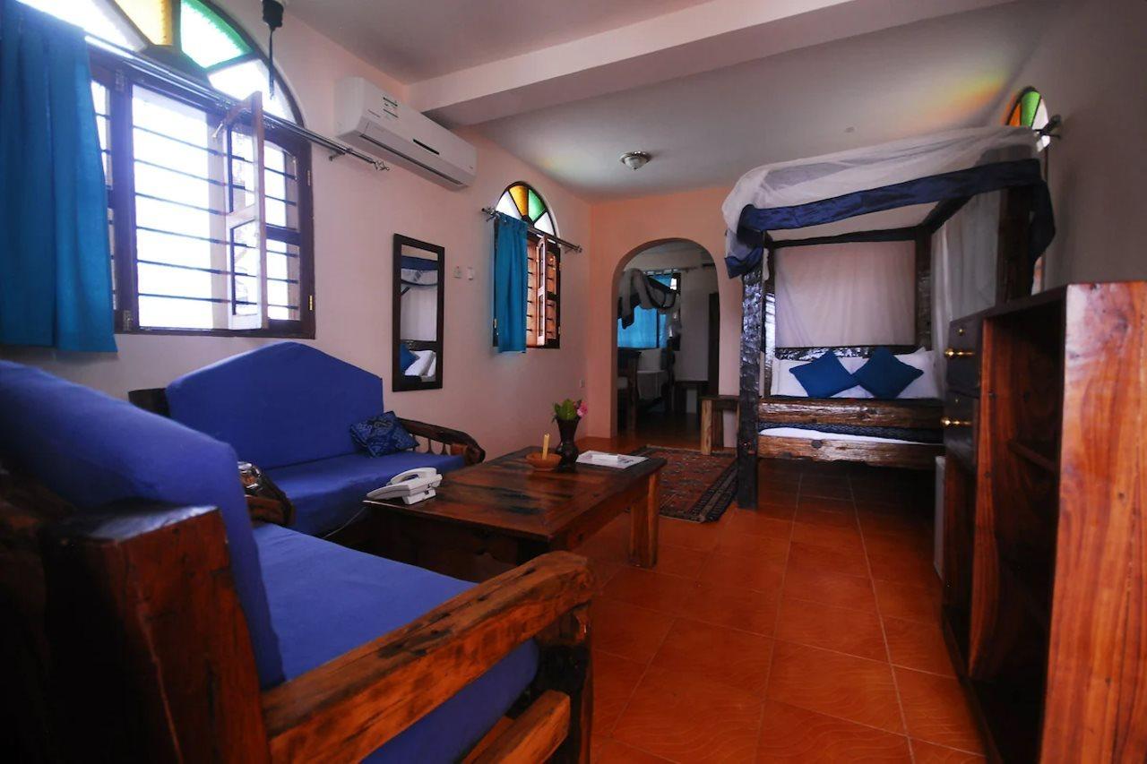 Hotel Rocks 3*
